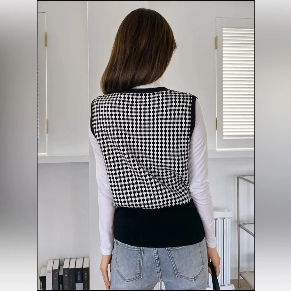 DAZY geo pattern double breasted sleeveless cardigan 🐚 - Picture 3 of 7